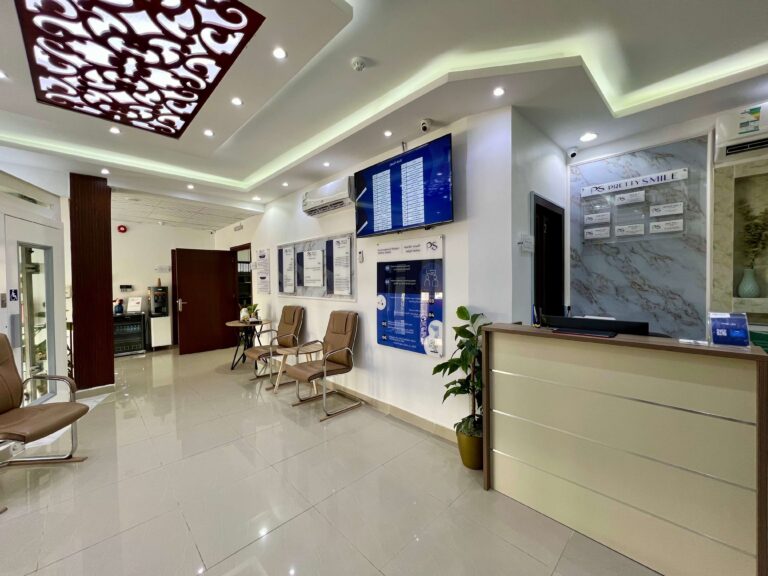 Pretty Smile waiting area