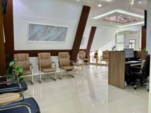 Pretty Smile waiting area